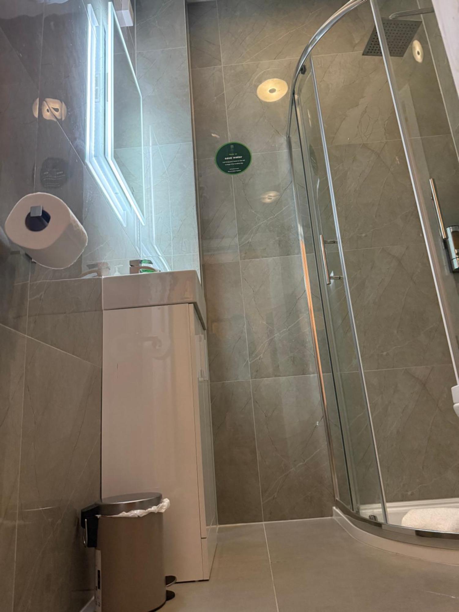 Green Ariana Hotel - Near Wembley And Central 伦敦 外观 照片